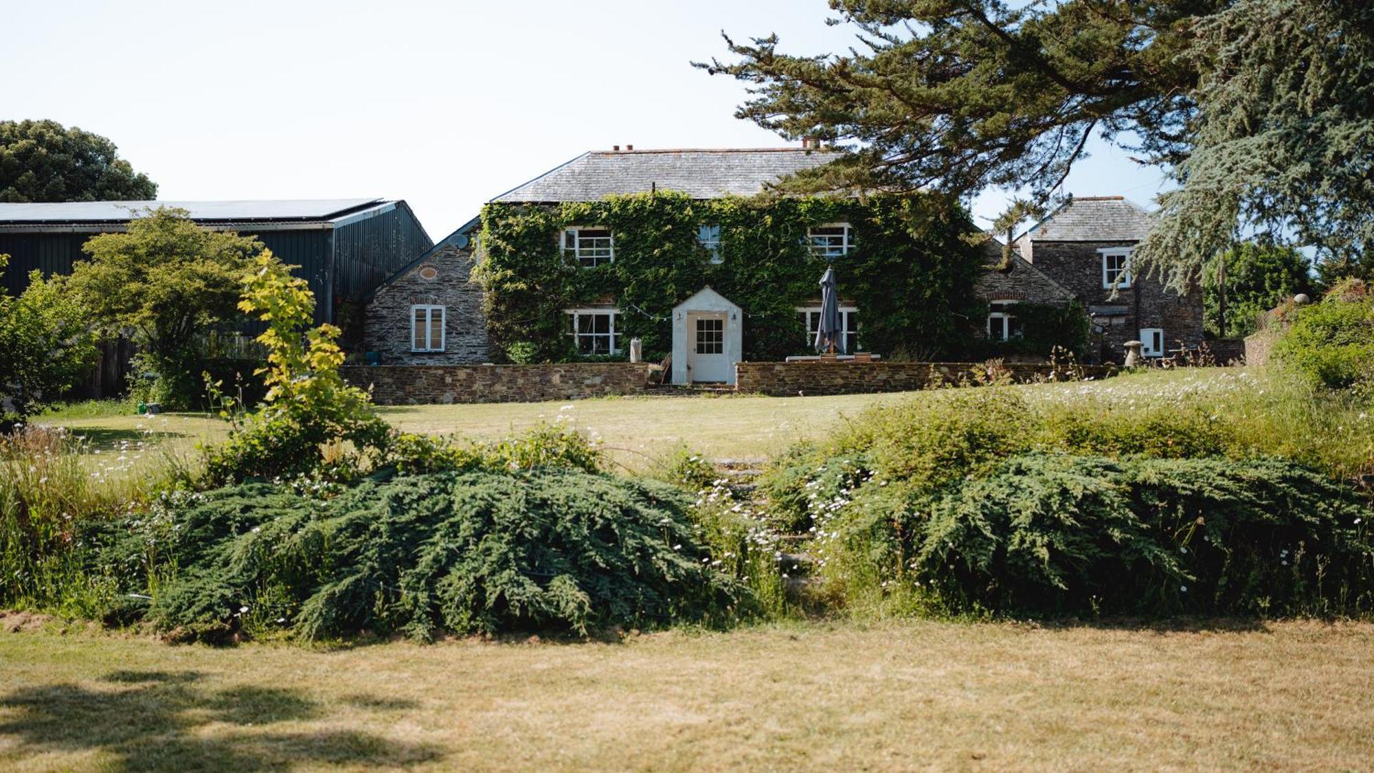 Farm Cottage Plymouth Exterior foto